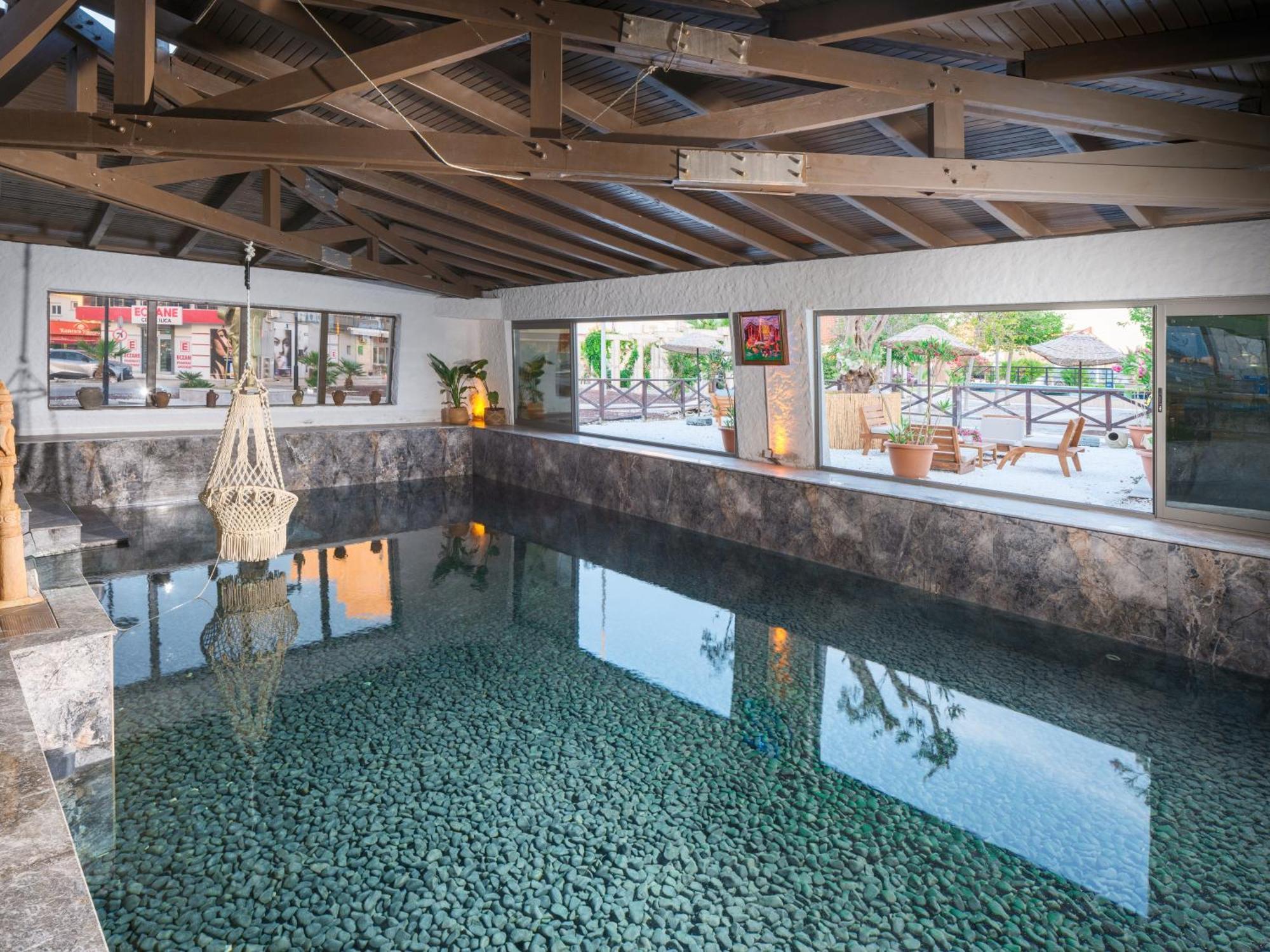 Cumbalica Garden Hotel เซสเม ภายนอก รูปภาพ